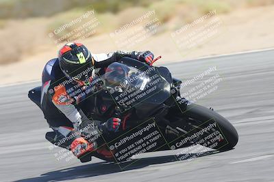 media/Sep-20-2025-Race Pace (Sat) [[d4e1b33f4d]]/Verified/Turn 10 Inside (1125am)/